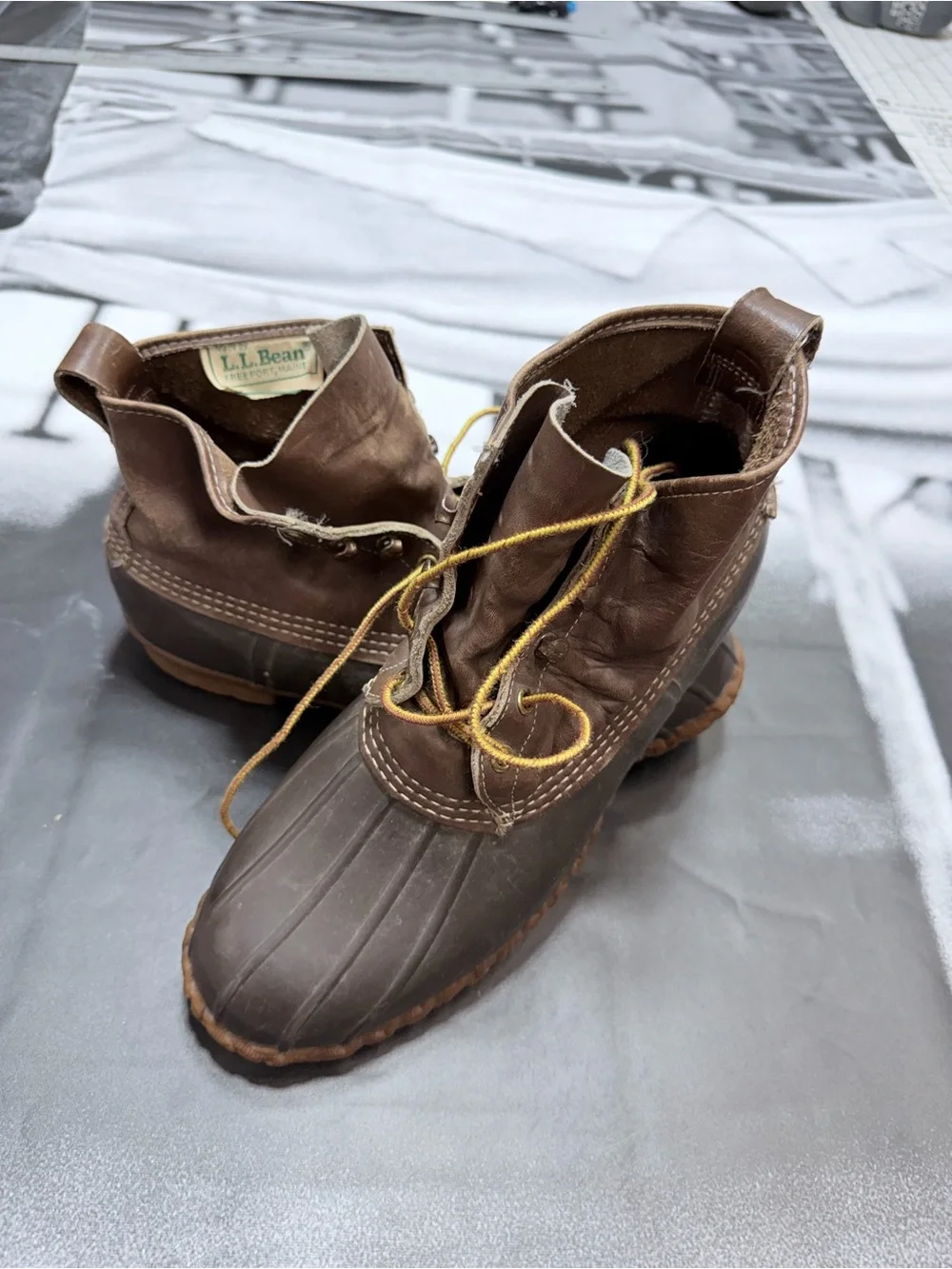L.L.Bean VNTG made in USA sz 10 W Maine Hunting Duck Shoes